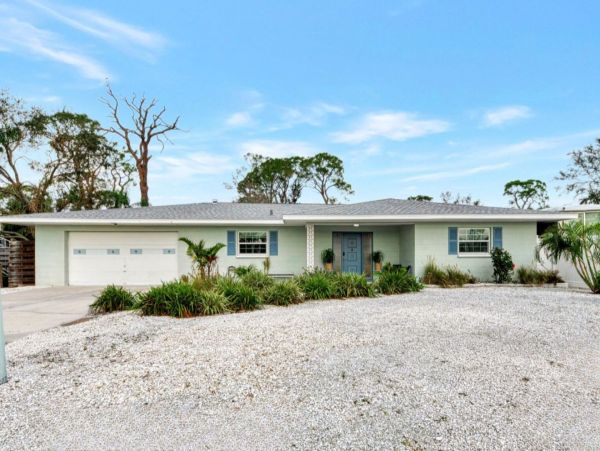 Siesta Key Vacation Rental with Private Hot Tub Dog-Friendly Florida Beach House