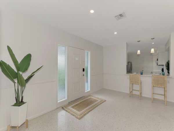 Siesta Key Vacation Rental with Private Hot Tub Dog-Friendly Florida Beach House