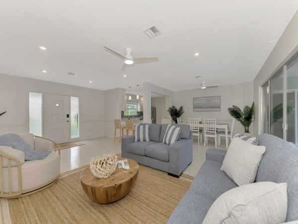 Siesta Key Vacation Rental with Private Hot Tub Dog-Friendly Florida Beach House
