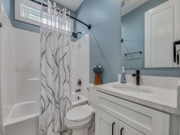 Sanibel Vacation Rental Home Pet-Friendly Beach House with Deck & Modern Amenities