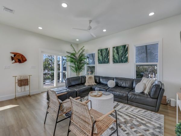 Sanibel Vacation Rental Home Pet-Friendly Beach House with Deck & Modern Amenities