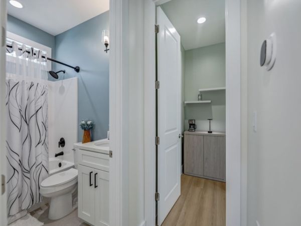 Sanibel Vacation Rental Home Pet-Friendly Beach House with Deck & Modern Amenities