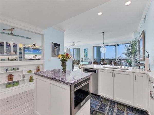Luxury Waterfront Penthouse Condo – Boca Grande Vacation Rental