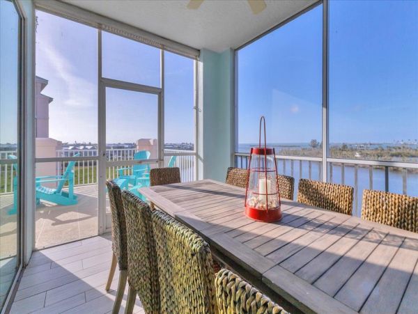 Luxury Waterfront Penthouse Condo – Boca Grande Vacation Rental