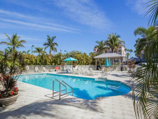 Luxury Waterfront Penthouse Condo – Boca Grande Vacation Rental