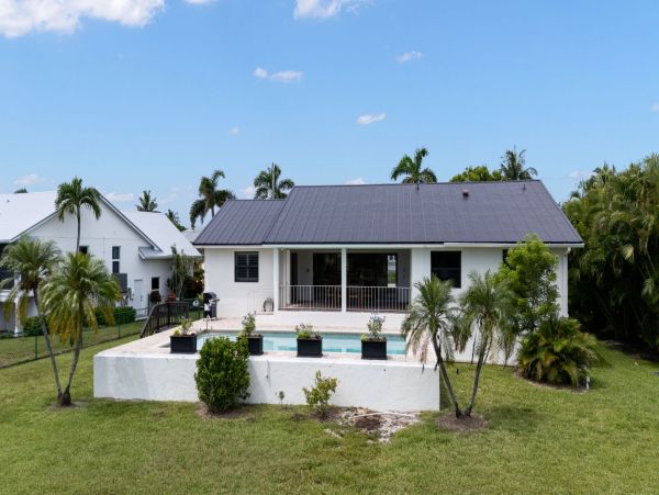 Sanibel Island Vacation Rental with Private Pool, Beach Access & Golf Views