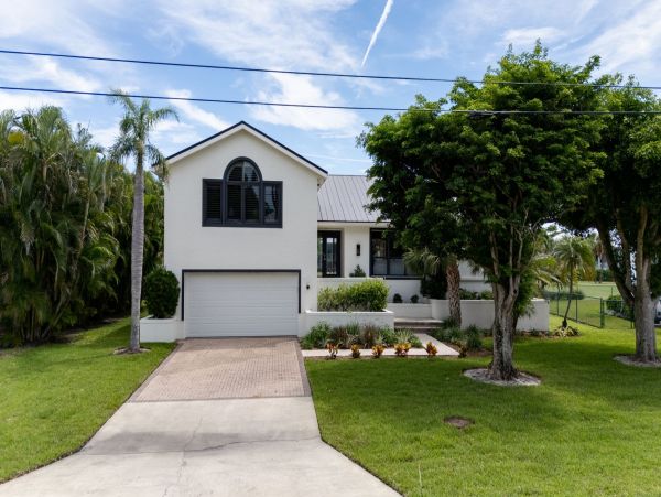 Sanibel Island Vacation Rental with Private Pool, Beach Access & Golf Views