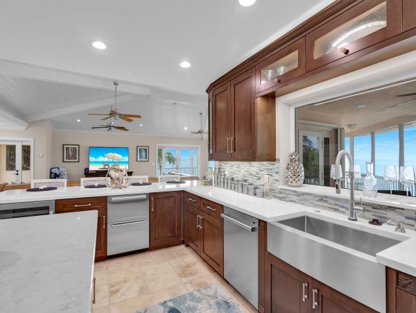 Islamorada Oceanfront Vacation Rental - Florida Keys Luxury Waterfront Home