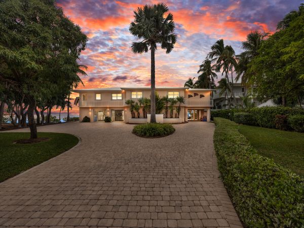 Islamorada Oceanfront Vacation Rental - Florida Keys Luxury Waterfront Home