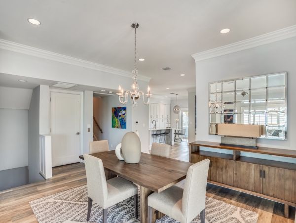 Luxury Beach House Four Bedroom in Treasure Island - Perfect Getaway
