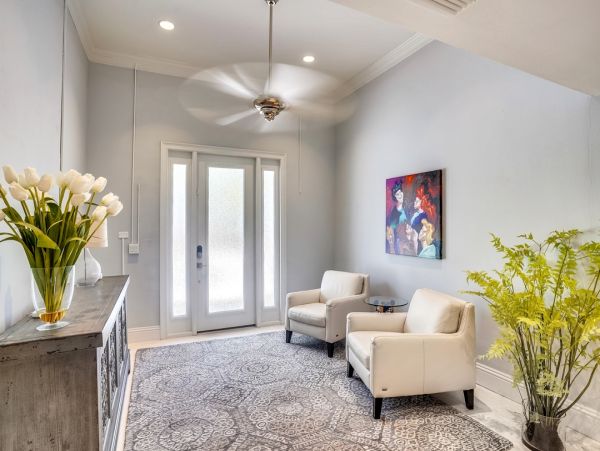 Luxury Beach House Four Bedroom in Treasure Island - Perfect Getaway