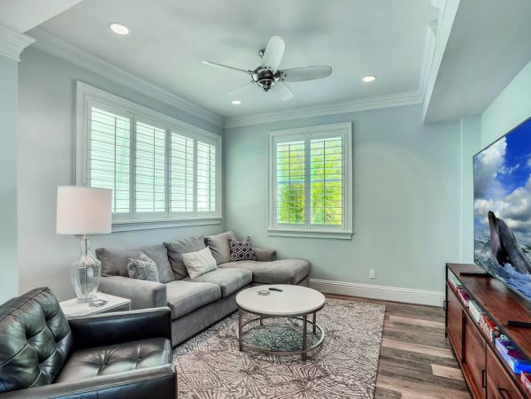 Luxury Beach House Four Bedroom in Treasure Island - Perfect Getaway