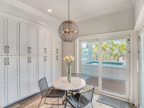 Luxury Beach House Four Bedroom in Treasure Island - Perfect Getaway