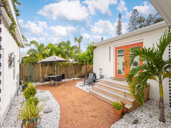 Sarasota Vacation Rental Coastal 3-Bedroom Sarasota Bay Home Near Beaches & Downtown
