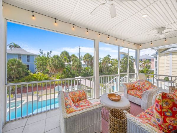Luxury Captiva Island Vacation Rental with Pool, Hot Tub & Rooftop Deck Steps from the Beach