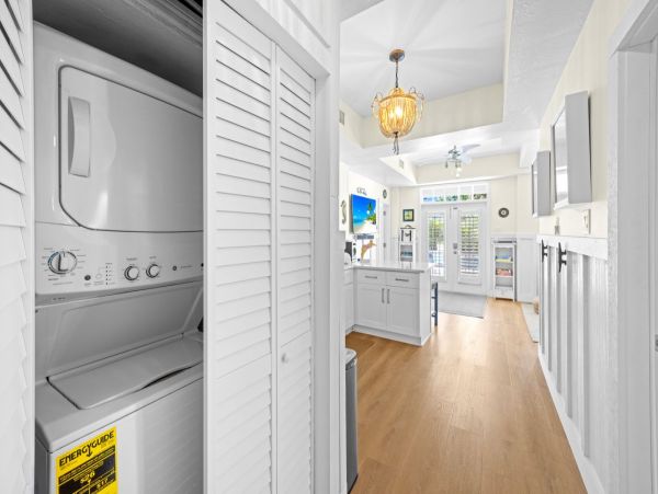 Luxury Captiva Island Vacation Rental with Pool, Hot Tub & Rooftop Deck Steps from the Beach