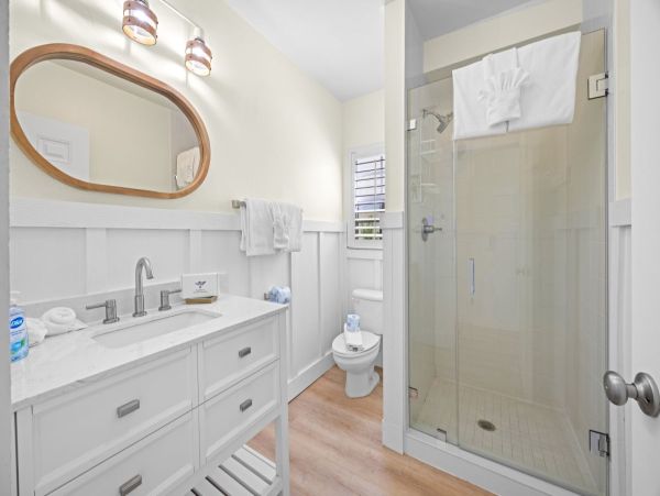 Luxury Captiva Island Vacation Rental with Pool, Hot Tub & Rooftop Deck Steps from the Beach