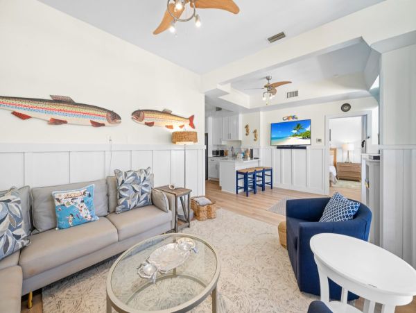 Luxury Captiva Island Vacation Rental with Pool, Hot Tub & Rooftop Deck Steps from the Beach