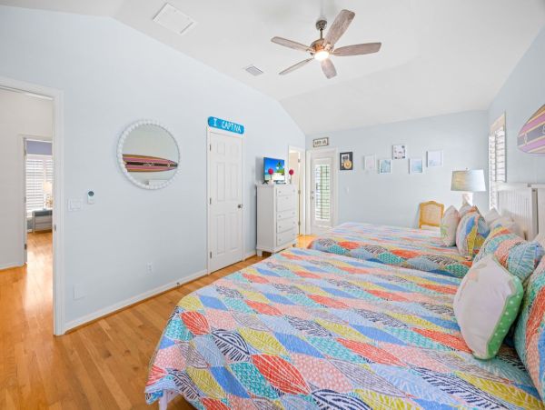 Luxury Captiva Island Vacation Rental with Pool, Hot Tub & Rooftop Deck Steps from the Beach