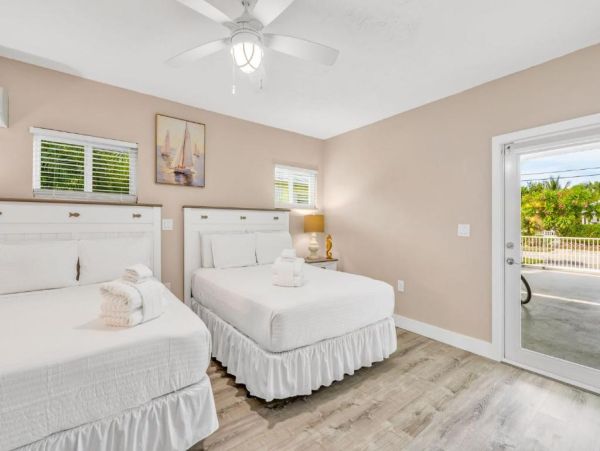Luxury Waterfront Vacation Rental in Marathon FL Home with Heated Pool and Dock