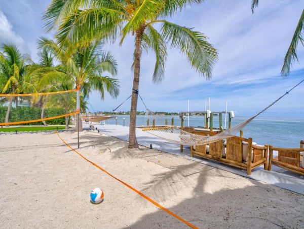 Luxury Waterfront Vacation Rental in Marathon FL Home with Heated Pool and Dock