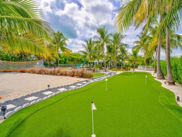 Luxury Waterfront Vacation Rental in Marathon FL Home with Heated Pool and Dock