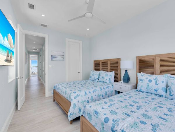 Luxury Marathon Florida Vacation Rental Waterfront Home with Deep-Water Dockage