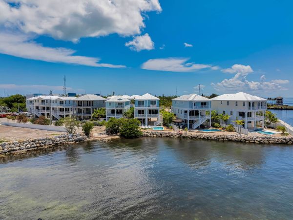 Luxury Marathon Florida Vacation Rental Waterfront Home with Deep-Water Dockage