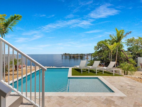 Luxury Marathon Florida Vacation Rental Waterfront Home with Deep-Water Dockage