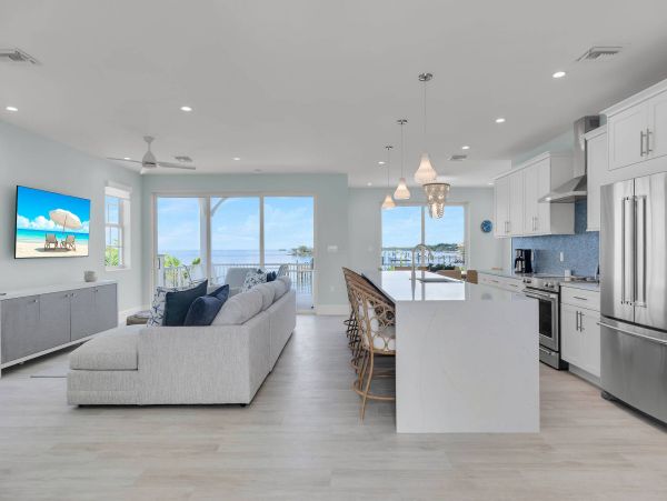 Luxury Marathon Florida Vacation Rental Waterfront Home with Deep-Water Dockage