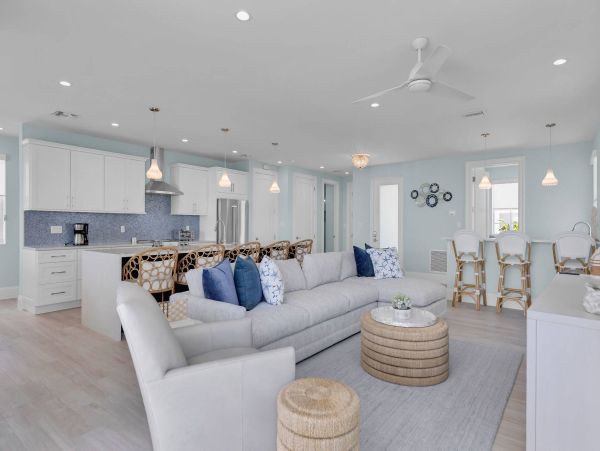 Luxury Marathon Florida Vacation Rental Waterfront Home with Deep-Water Dockage