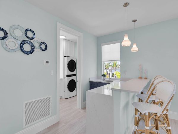 Luxury Marathon Florida Vacation Rental Waterfront Home with Deep-Water Dockage