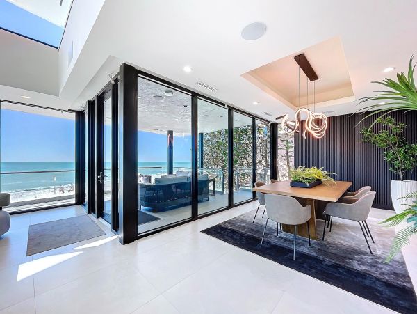 Luxury Sunset Beach Oceanfront Vacation Rental 6-Bedroom Beachfront Home with Pool & Spa
