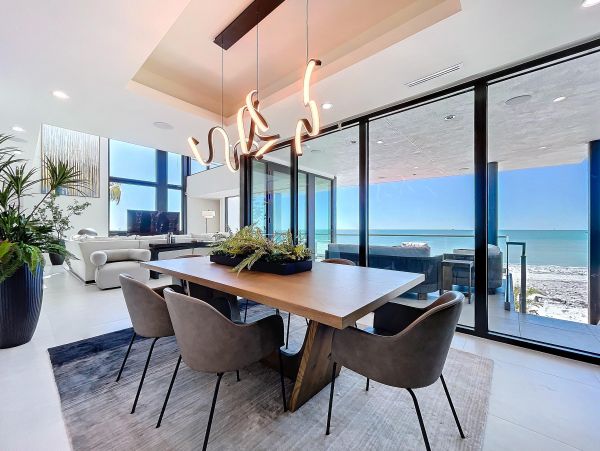 Luxury Sunset Beach Oceanfront Vacation Rental 6-Bedroom Beachfront Home with Pool & Spa