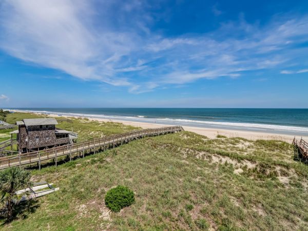 Luxury Oceanfront Vacation Rental Six-Bedroom Beach House in Amelia Island