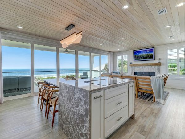 Luxury Oceanfront Vacation Rental Six-Bedroom Beach House in Amelia Island