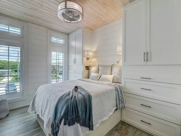 Luxury Oceanfront Vacation Rental Six-Bedroom Beach House in Amelia Island