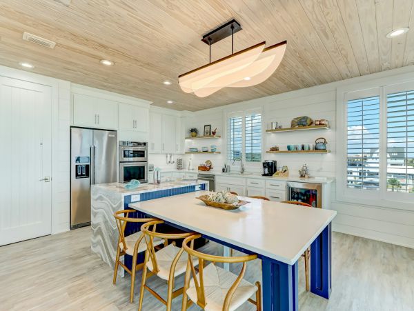 Luxury Oceanfront Vacation Rental Six-Bedroom Beach House in Amelia Island
