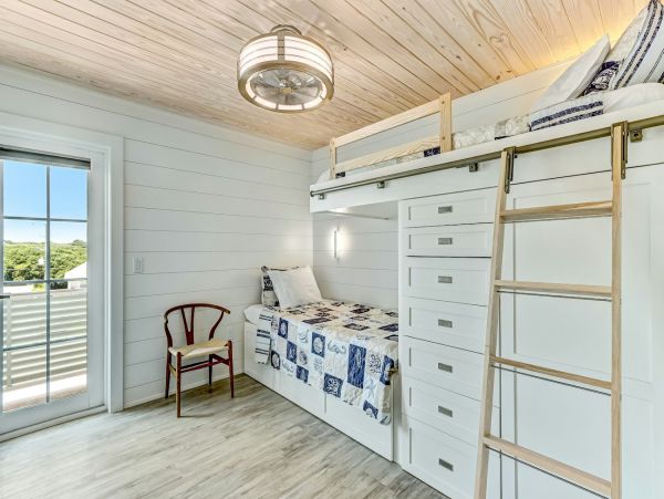 Luxury Oceanfront Vacation Rental Six-Bedroom Beach House in Amelia Island