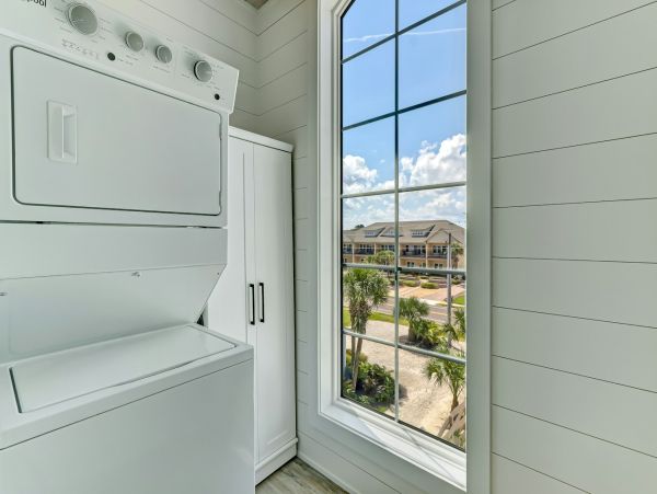 Luxury Oceanfront Vacation Rental Six-Bedroom Beach House in Amelia Island