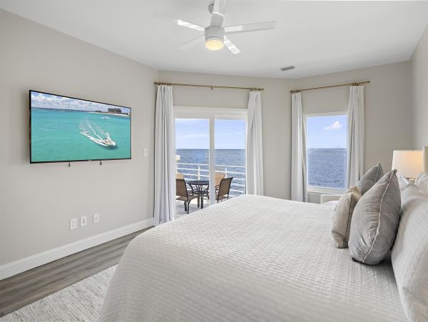 Bayfront Luxury Townhome Sandestin Vacation Rental with Water Views & Golf Cart