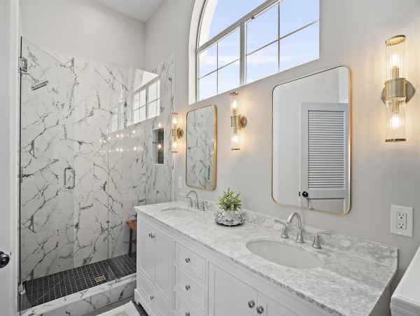 Bayfront Luxury Townhome Sandestin Vacation Rental with Water Views & Golf Cart