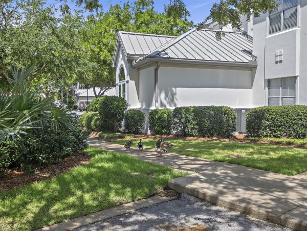 Bayfront Luxury Townhome Sandestin Vacation Rental with Water Views & Golf Cart
