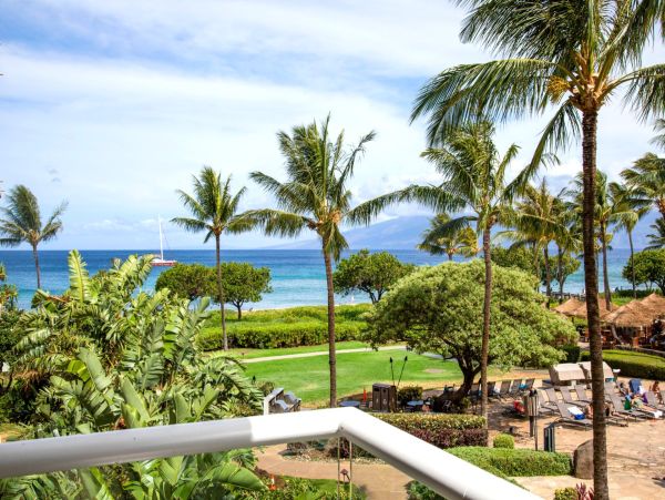 Maui Luxury Beachfront Villa Rental 10-Bed Ka’anapali Family Vacation Villas