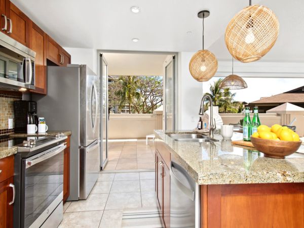 Maui Luxury Beachfront Villa Rental 10-Bed Ka’anapali Family Vacation Villas