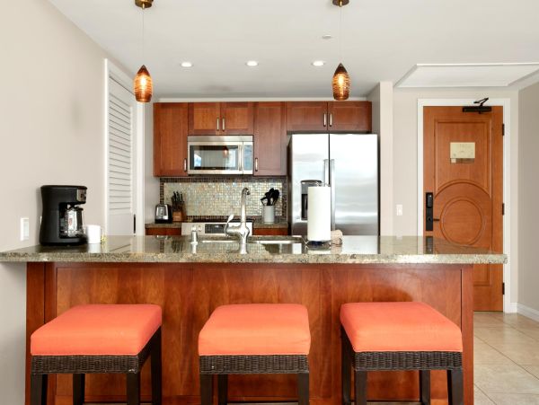 Maui Luxury Beachfront Villa Rental 10-Bed Ka’anapali Family Vacation Villas