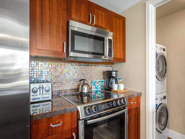 Maui New Arrival Four Bedroom Four Bathroom Unit Sleeps 12.