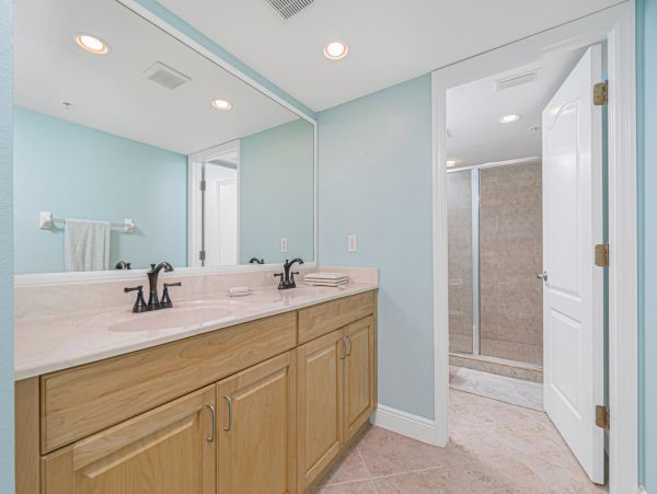 Manasota Key Gulf View Three Bedroom Vacation Condo
