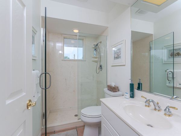 Beachfront Home on Manasota Key - Your Dream Getaway