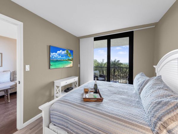 Marco Island Beachfront Condo Rental First-Floor